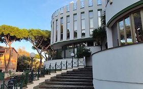 Guru Mostacciano Apartment